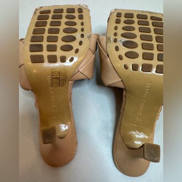 Bottega-Inspired Padded Mules | Light Beige | Size 6 | Chic Minimalist Heel - Picture 7 of 16